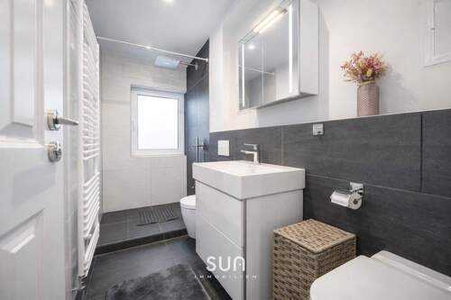 Badezimmer - 3 Zimmer Etagenwohnung in Bad Homburg vor der Höhe