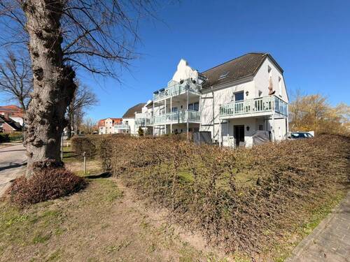 Hausansicht - 2 Zimmer Etagenwohnung in Ostseebad Nienhagen