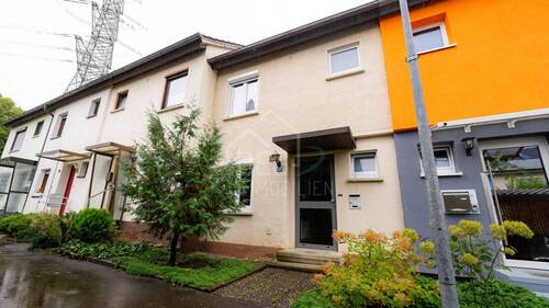 Außenansicht - 5 Zimmer Reihenmittelhaus zum Kaufen in Nürtingen