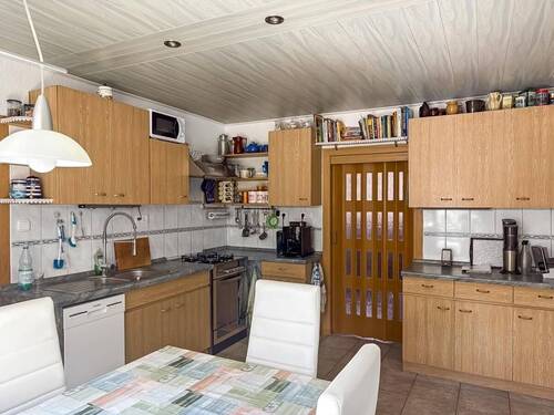 Küche Hauptwohnung - 