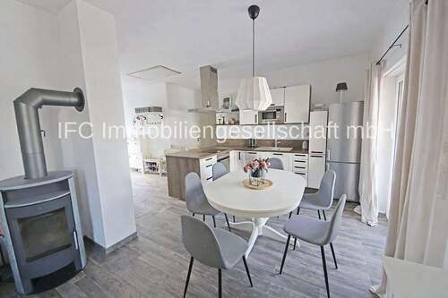 Küche mit Essbereich im EG - 