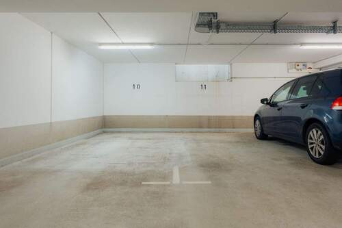 Tiefgaragenstellplätze - 