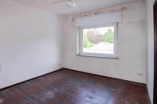 Zimmer 2 1.OG - Reihenmittelhaus mit 125,10 m&sup2; in Alsdorf zum Kaufen