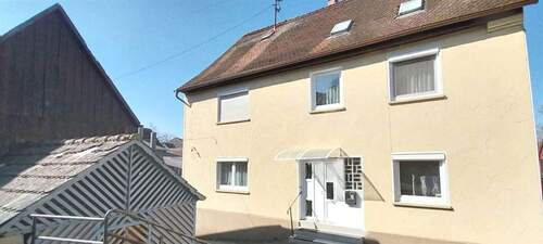 Wohnhaus Südseite - 9 Zimmer Einfamilienhaus zum Kaufen in Wiesenbach