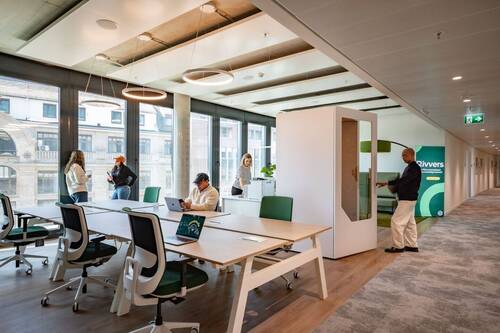 Flat Mitgliedschaft - Pro-Desk: All-Inclusive Schreibtischplatz nahe Frankfurt Hbf, flexibel