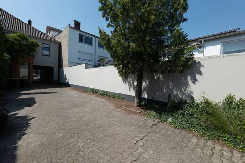 Hinterhof - 