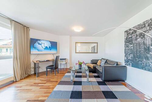 Wohnen - 2 Zimmer Etagenwohnung zur Miete in Frankfurt am Main