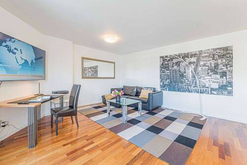 Wohnen - 2 Zimmer Etagenwohnung in Frankfurt am Main