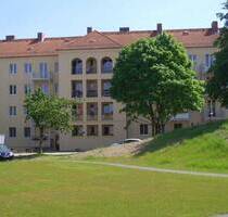 Toller Ausblick auf das Theater, 3-R-Wohnung mit Balkon im 2.OG - Dessau-Roßlau Innenstadt