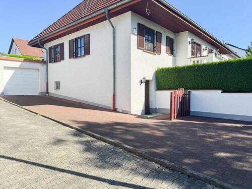 Hofbereich-Garage - 