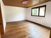 Wohnbereich - Mehrfamilienhaus, Wohnhaus mit 150,00 m² in Stuttgart zur Miete