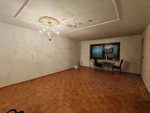 Wohnzimmer - 3 Zimmer Etagenwohnung zum Kaufen in Töging am Inn