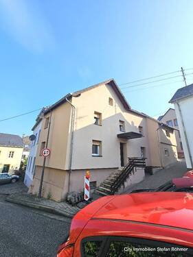 Hausansicht - 5 Zimmer Einfamilienhaus zum Kaufen in Kasel