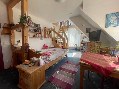 Teilansicht vom Kinderzimmer/Büro - 