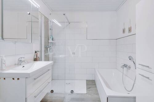 Badezimmer Erdgeschoss - 