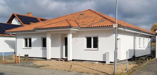 Bild 3 - 6 Zimmer Bungalow in Lahnau