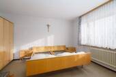 Schlafzimmer EG - 8 Zimmer Mehrfamilienhaus, Wohnhaus in Karlstadt / Gambach