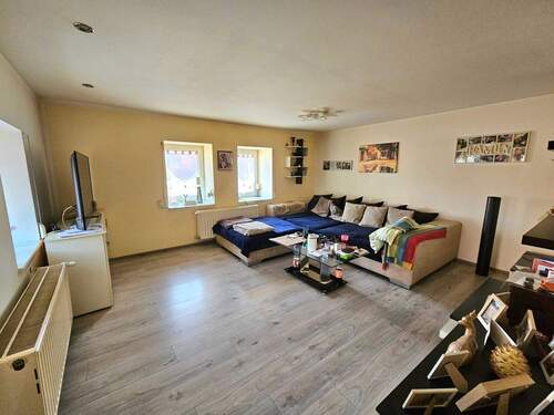 Wohnzimmer - 3 Zimmer Einfamilienhaus zum Kaufen in Hecklingen