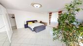 Zimmer 2 OG 2/2 - 