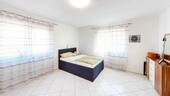 Zimmer 3 OG 2/2 - 