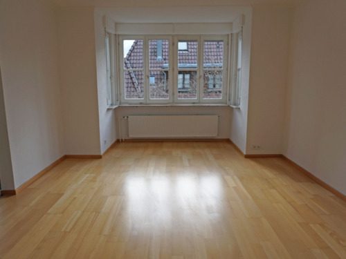 Wohnzimmer - Etagenwohnung mit 90,00 m² in Stuttgart zur Miete