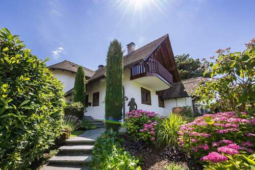 Bild 1 - Garantierte Lebensqualität inmitten blühender Pracht und mediterranem Ambiente