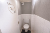 WC - 