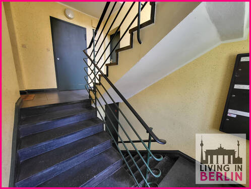 Treppenhaus - Etagenwohnung mit 49,90 m² in Berlin zum Kaufen