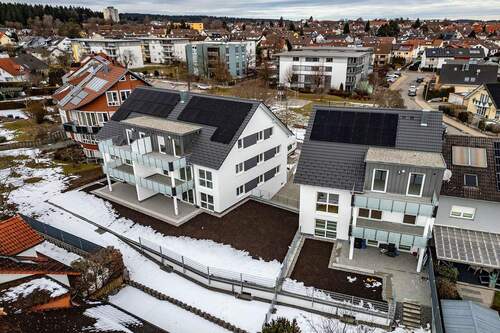 270126-020 - Stilvolle 4-Zimmer-Wohnung im OG mit Balkon: Wohnkomfort auf höchstem Niveau in begehrter Lage