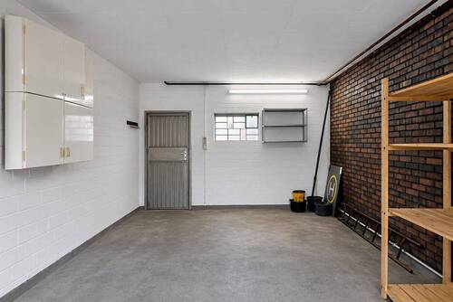 Garage - 