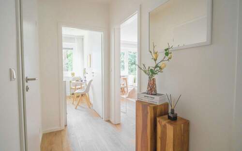 Eingangsbereich - hochwertig frisch sanierte 2-Zimmer-Wohnung am Eilbekkanal im Zentrum Hamburgs