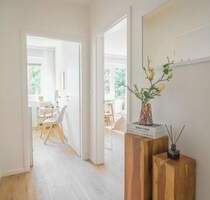 hochwertig frisch sanierte 2-Zimmer-Wohnung am Eilbekkanal im Zentrum Hamburgs