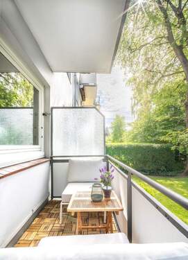 Balkon - 2 Zimmer Etagenwohnung zum Kaufen in Hamburg