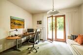 Arbeits- oder Gästezimmer - 