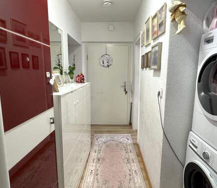 Flur - Etagenwohnung mit 72,10 m&sup2; in Winsen (Luhe) zum Kaufen