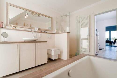 Beispiel Badezimmer 2 - Einfamilienhaus mit 124,40 m&sup2; in Hamburg zum Kaufen