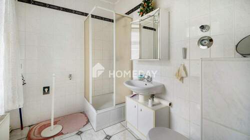 DG Badezimmer 1 - 