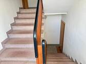 Treppenhaus - 3 Zimmer Etagenwohnung zur Miete in Rosenthal am Rennsteig