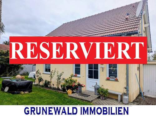 Reserviert - Reserviert! Freistehendes Einfamilienhaus in ruhiger Wohnlage von Punschrau bei Naumburg.