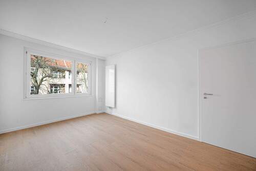 Schlafzimmer - 3 Zimmer Etagenwohnung zum Kaufen in Berlin