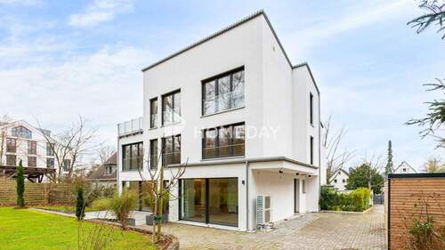 Außenansicht 1 - Moderne DHH mit separatem Garten und Dachterrasse in begehrter Villenlage von Darmstadt