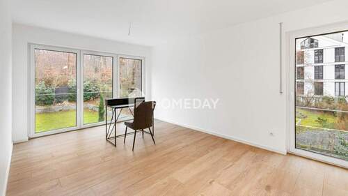 1. OG Elternschlafzimmer 1 - 