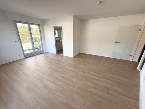 Wohnzimmer - 3 Zimmer Etagenwohnung in Leipzig