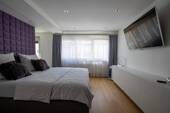Schlafzimmer - Etagenwohnung mit 184,40 m² in Suhl zum Kaufen