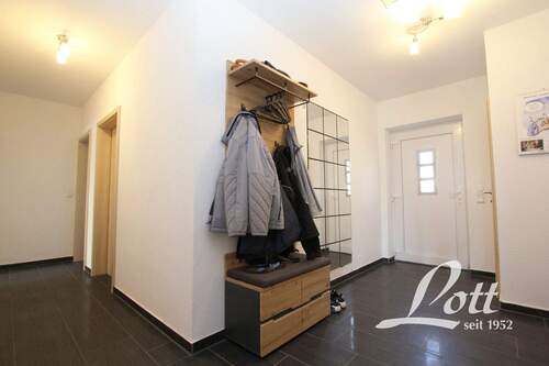Eingangsdiele - Einfamilienhaus mit 102,60 m² in Apen / Augustfehn zum Kaufen
