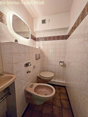 WC mit Bidet und Waschbecken - 
