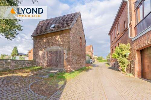 Garage - Einfamilienhaus mit 105,00 m&sup2; in Ivenrode zum Kaufen