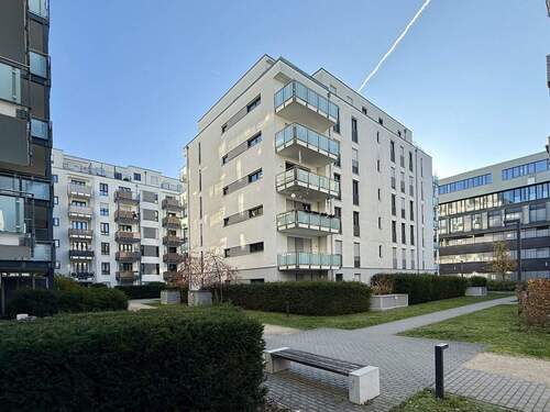 Gepflegte grüne Wohnanlage - 