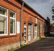 237m² Lager- oder Produktionsfläche - Lauenburg/Elbe