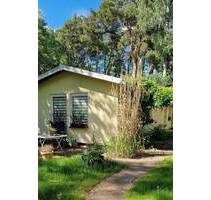 Königs Wusterhausen OT Senzig, Baugrundstück mit Bungalow in Seenähe